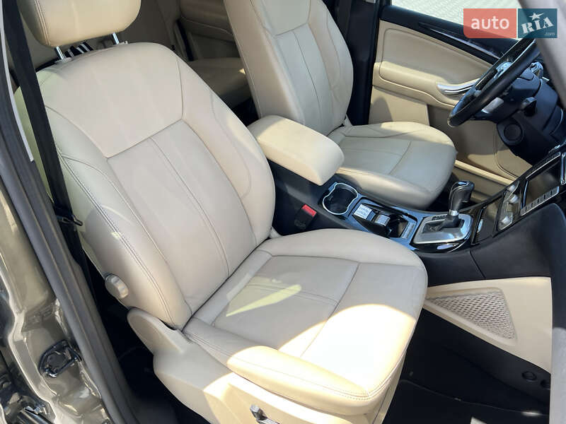 Минивэн Ford Galaxy 2010 в Днепре