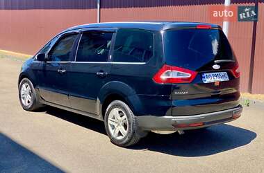 Минивэн Ford Galaxy 2009 в 
