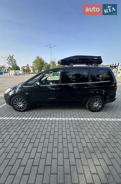 Минивэн Ford Galaxy 2010 в 