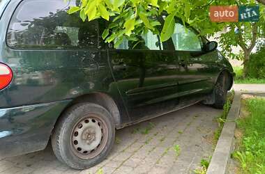 Минивэн Ford Galaxy 1996 в 
