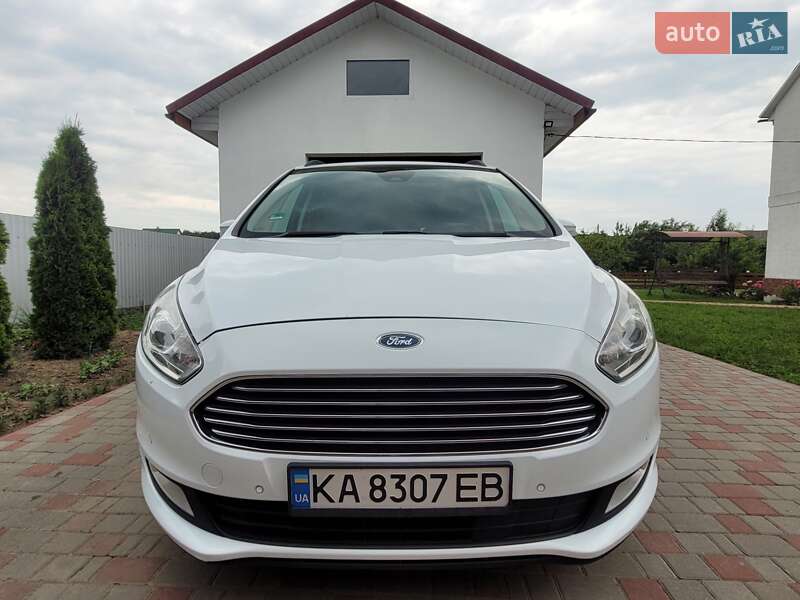 Ford Galaxy 2015