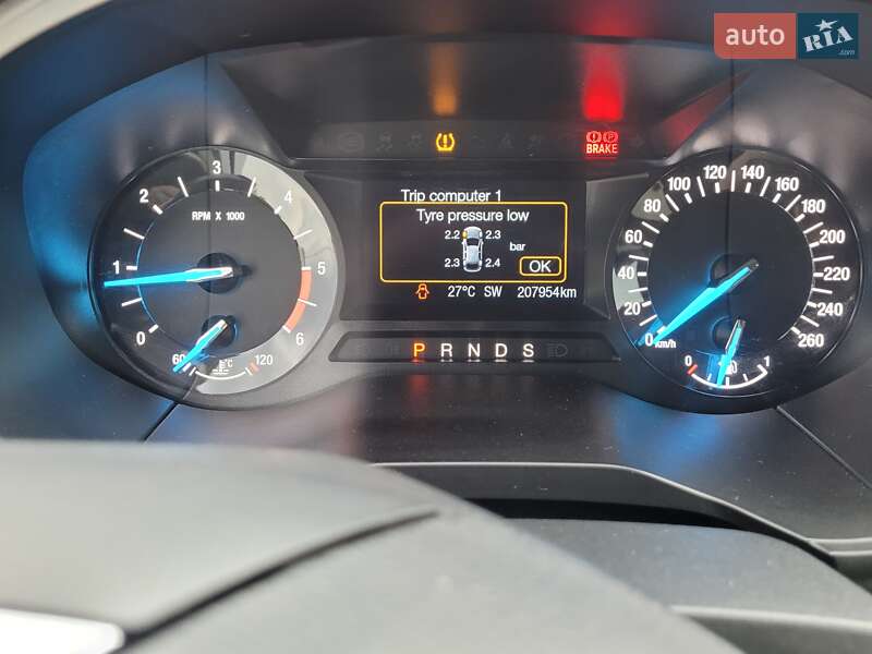 Минивэн Ford Galaxy 2015 в Новоднестровске фото 48 Минивэн Ford Galaxy 2015 в Новоднестровске