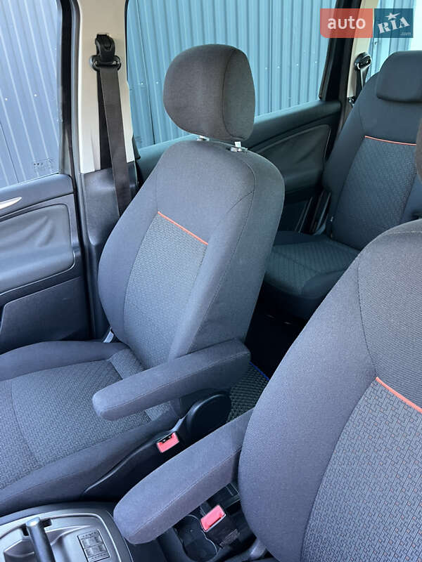 Минивэн Ford Galaxy 2006 в Любомле