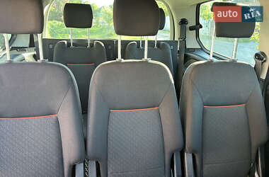 Минивэн Ford Galaxy 2006 в 