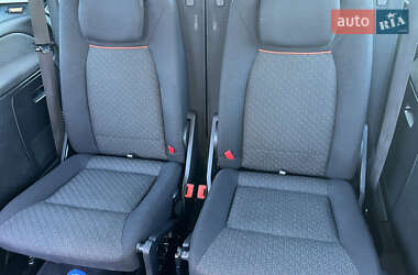 Минивэн Ford Galaxy 2006 в 