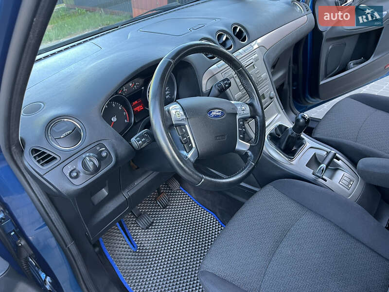 Минивэн Ford Galaxy 2006 в Любомле