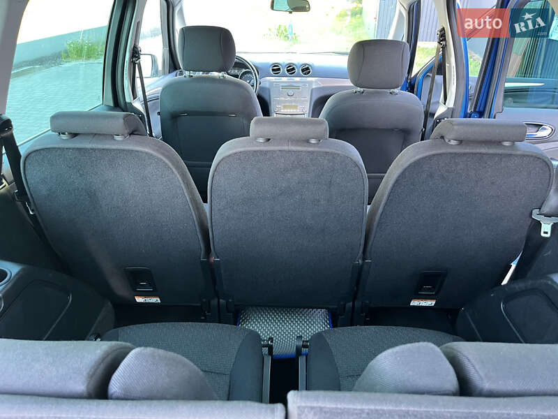 Минивэн Ford Galaxy 2006 в Любомле