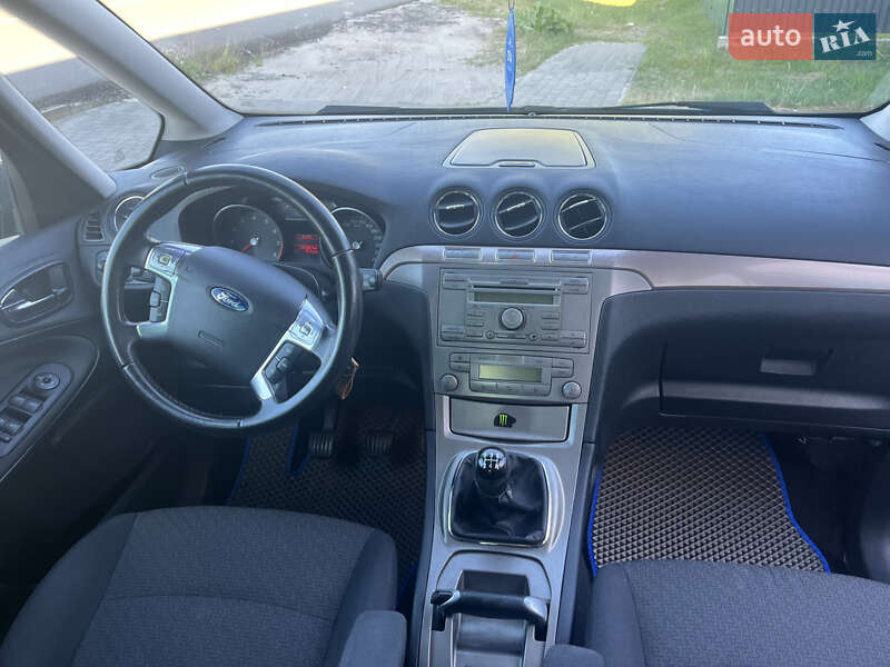 Минивэн Ford Galaxy 2006 в Любомле