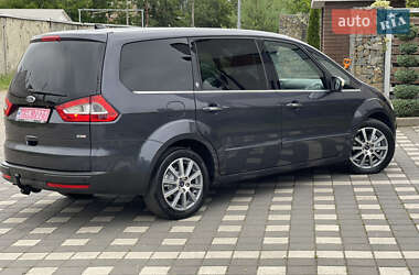 Минивэн Ford Galaxy 2010 в 