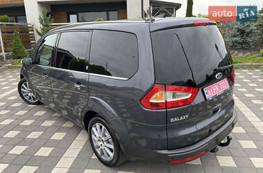 Минивэн Ford Galaxy 2010 в 