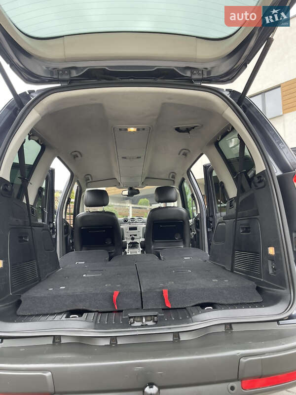 Минивэн Ford Galaxy 2010 в Стрые