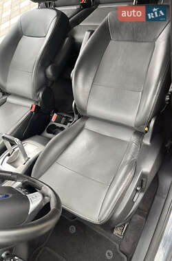 Минивэн Ford Galaxy 2010 в 