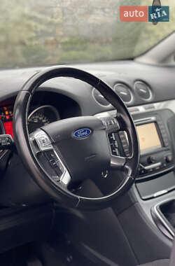 Мінівен Ford Galaxy 2014 в 