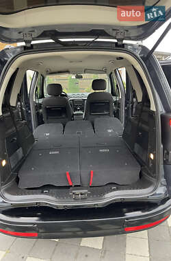 Мінівен Ford Galaxy 2014 в 