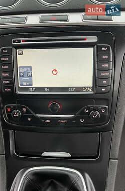 Мінівен Ford Galaxy 2014 в 