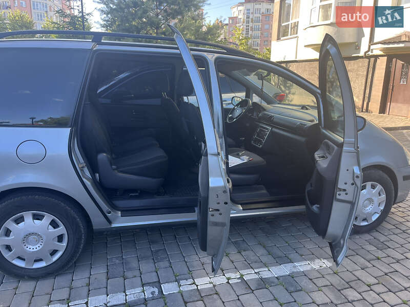 Мінівен Ford Galaxy 2003 в Івано-Франківську