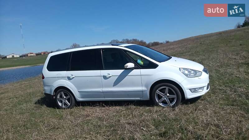 Мінівен Ford Galaxy 2013 в Іваничах