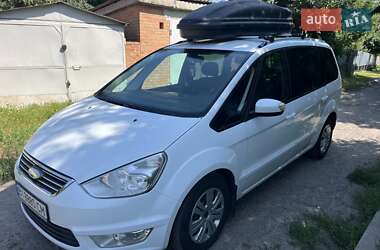 Минивэн Ford Galaxy 2010 в 