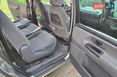 Минивэн Ford Galaxy 2002 в 