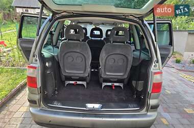 Минивэн Ford Galaxy 2002 в 