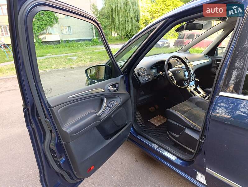 Минивэн Ford Galaxy 2010 в Ивано-Франковске