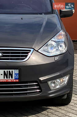 Минивэн Ford Galaxy 2013 в 