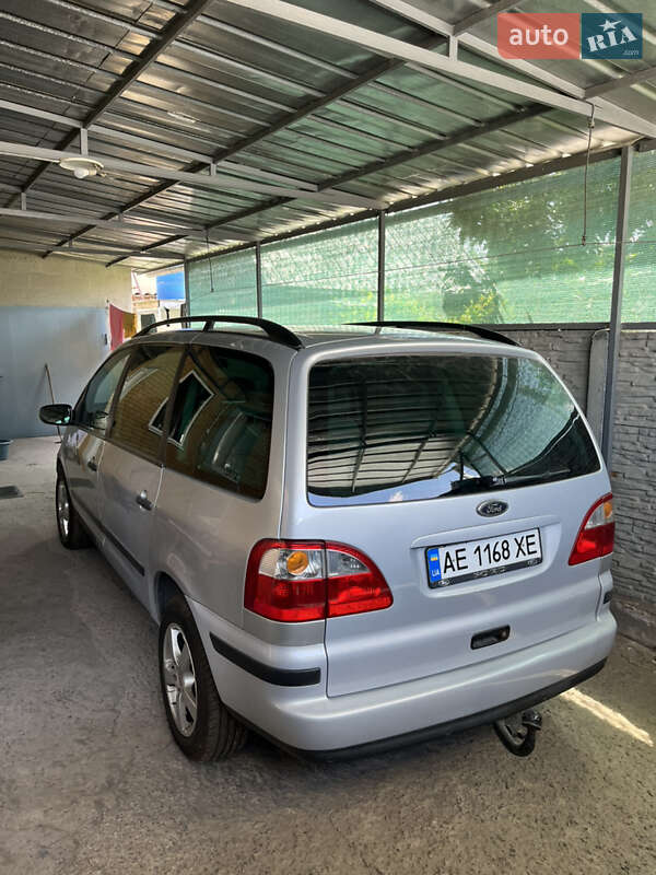 Минивэн Ford Galaxy 2004 в Днепре