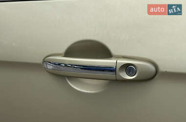 Минивэн Ford Galaxy 2006 в 