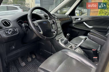 Минивэн Ford Galaxy 2006 в 