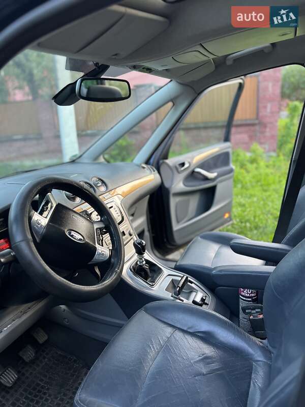 Мінівен Ford Galaxy 2007 в Сваляві