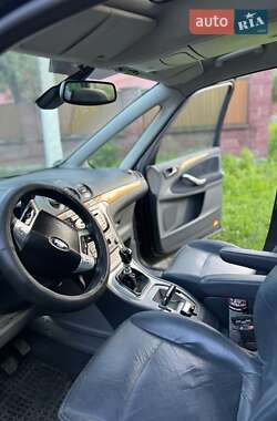 Минивэн Ford Galaxy 2007 в 