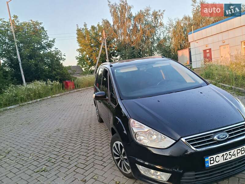 Минивэн Ford Galaxy 2011 в Самборе