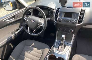 Минивэн Ford Galaxy 2017 в 