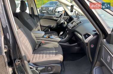 Минивэн Ford Galaxy 2017 в 