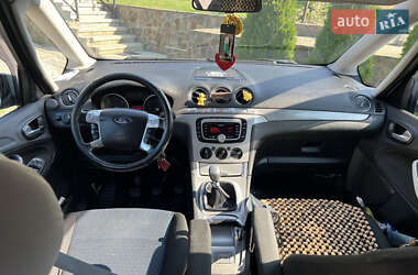 Минивэн Ford Galaxy 2009 в Черновцах