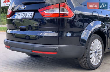 Минивэн Ford Galaxy 2013 в 