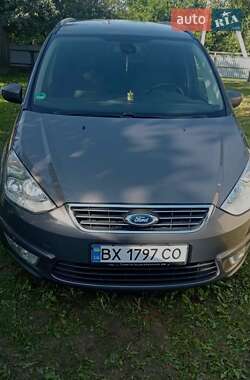 Минивэн Ford Galaxy 2011 в 