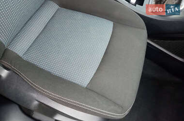 Минивэн Ford Galaxy 2011 в 