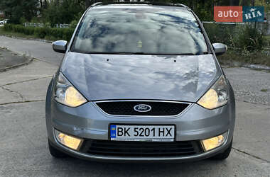 Минивэн Ford Galaxy 2006 в 