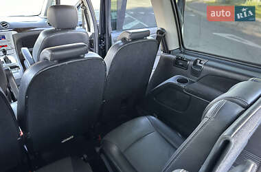 Минивэн Ford Galaxy 2010 в 