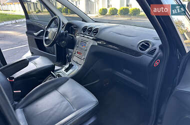 Минивэн Ford Galaxy 2010 в 