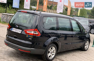 Минивэн Ford Galaxy 2010 в 
