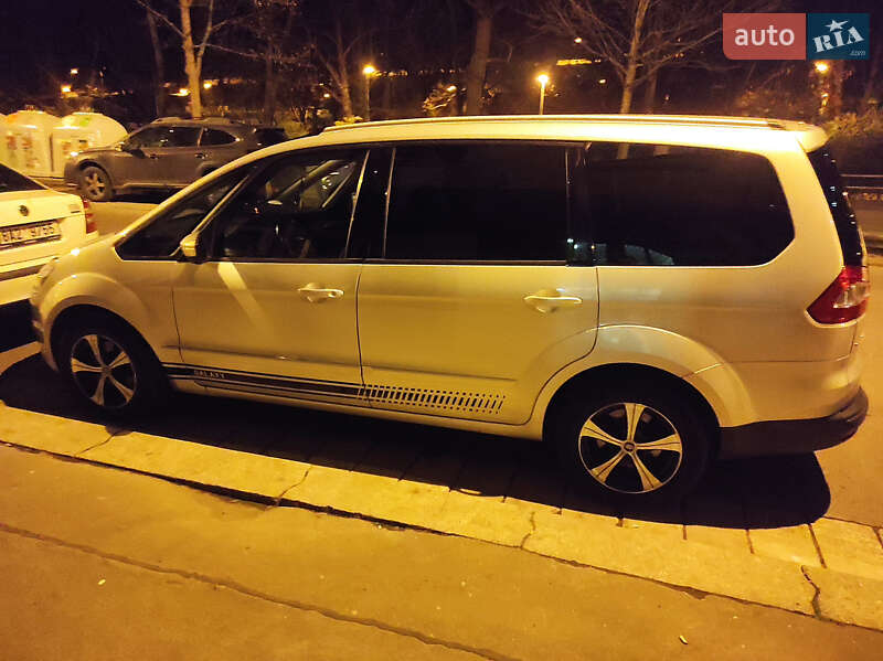 Минивэн Ford Galaxy 2010 в Ивано-Франковске