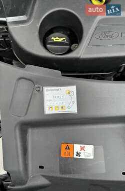 Минивэн Ford Galaxy 2011 в 
