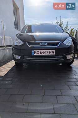 Минивэн Ford Galaxy 2013 в 