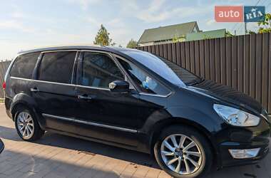 Минивэн Ford Galaxy 2013 в 