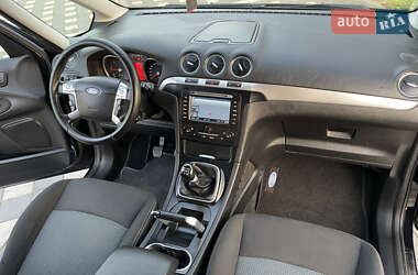 Минивэн Ford Galaxy 2014 в 