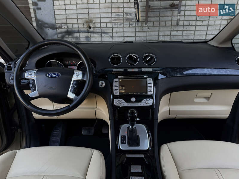 Минивэн Ford Galaxy 2011 в Днепре