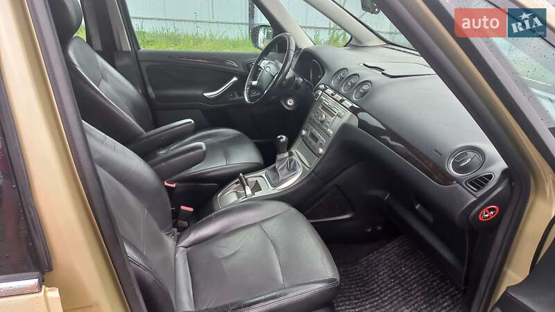 Мінівен Ford Galaxy 2006 в 