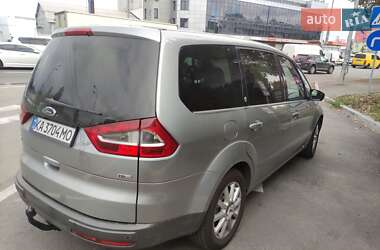 Минивэн Ford Galaxy 2009 в 